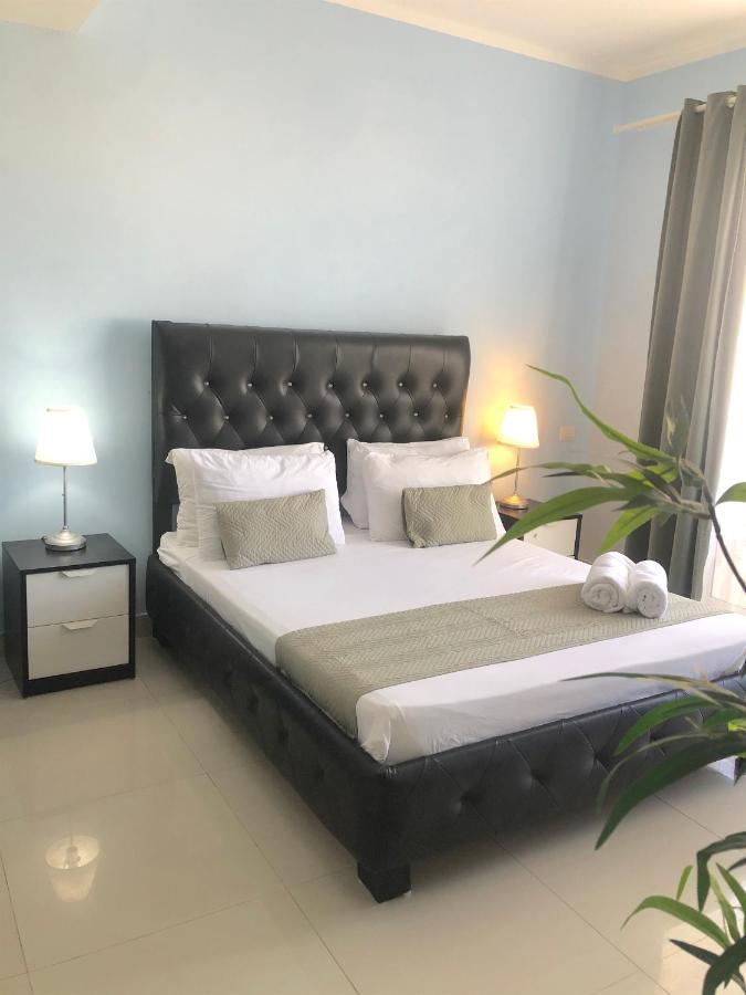 بونتا كانا Premium Suites With Rooftop Pool And Beach Access المظهر الخارجي الصورة
